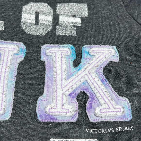 University of Pink Tshirt size medium - Picture 2 of 4